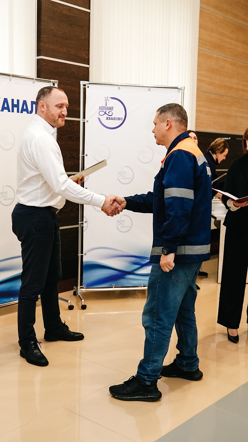 В праздничный день награждены сотрудники АО «Водоканал»